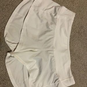 Lululemon Size 2 Speed Ups